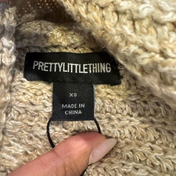 Beige extreme cropped knitted sweater in size extra small - Picture 9 of 10